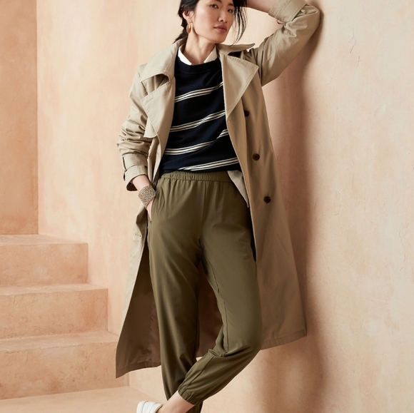 Banana Republic Pants - Banana Republic Airstretch Joggers - Vegan